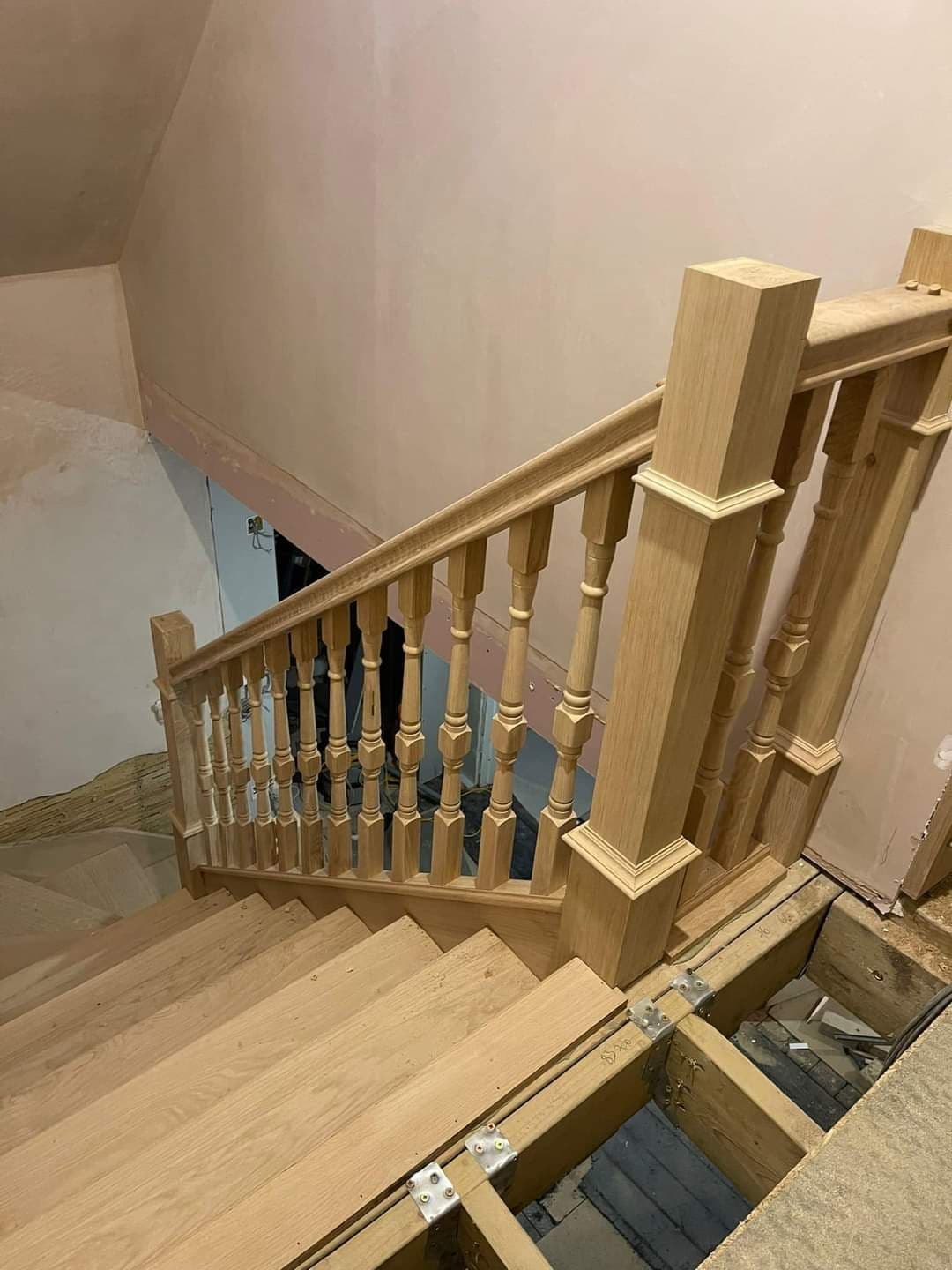 Oak Staircase Detail
